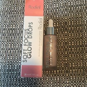 Rodial Soft focus glow drops